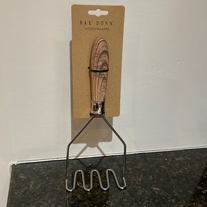 Rae Dunn - MASH - potatoes masher